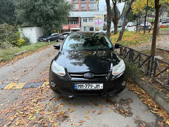 Ford Focus SE 2.0 2014