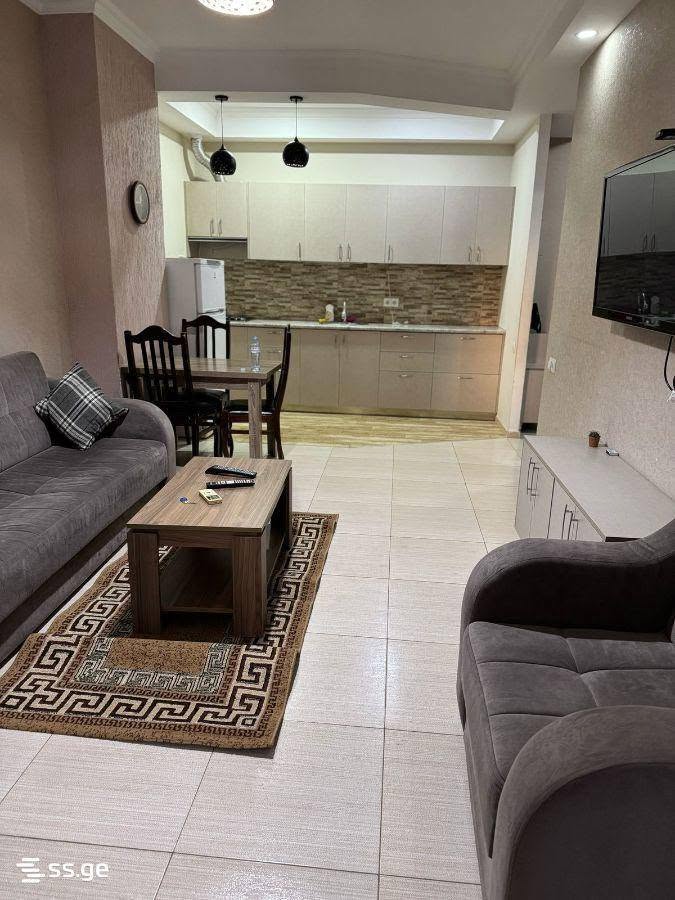 2-комнатная квартира в аренду, Тбилиси — $450