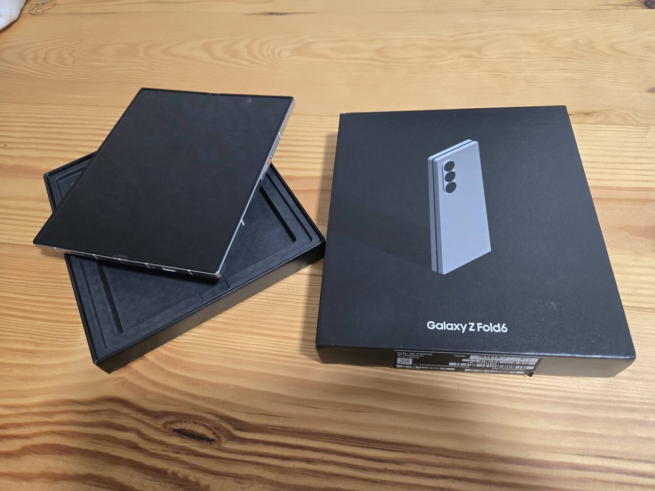 Samsung Galaxy Z fold 6 12/256