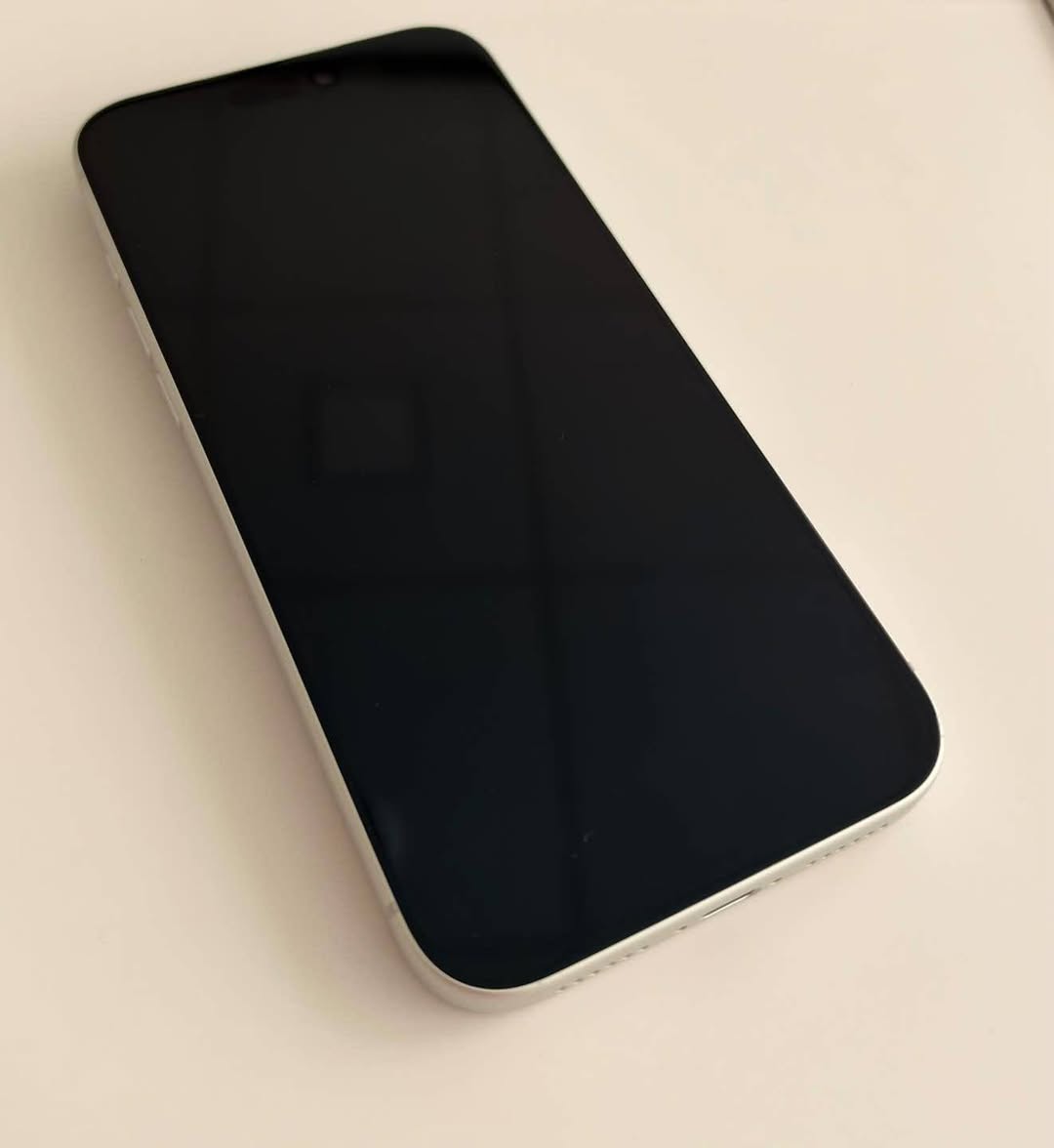 📱 იყიდება iPhone 17 Pro Max — 3,600₾