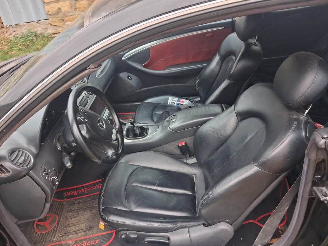 For sale 2.7 turbodiesel, 7-speed mechanical transmission