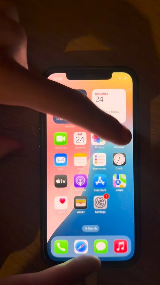 iPhone 12 64GB, iyi çalışıyor