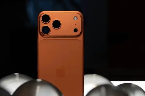 iPhone 17 Pro 256GB Orange, 90% battery