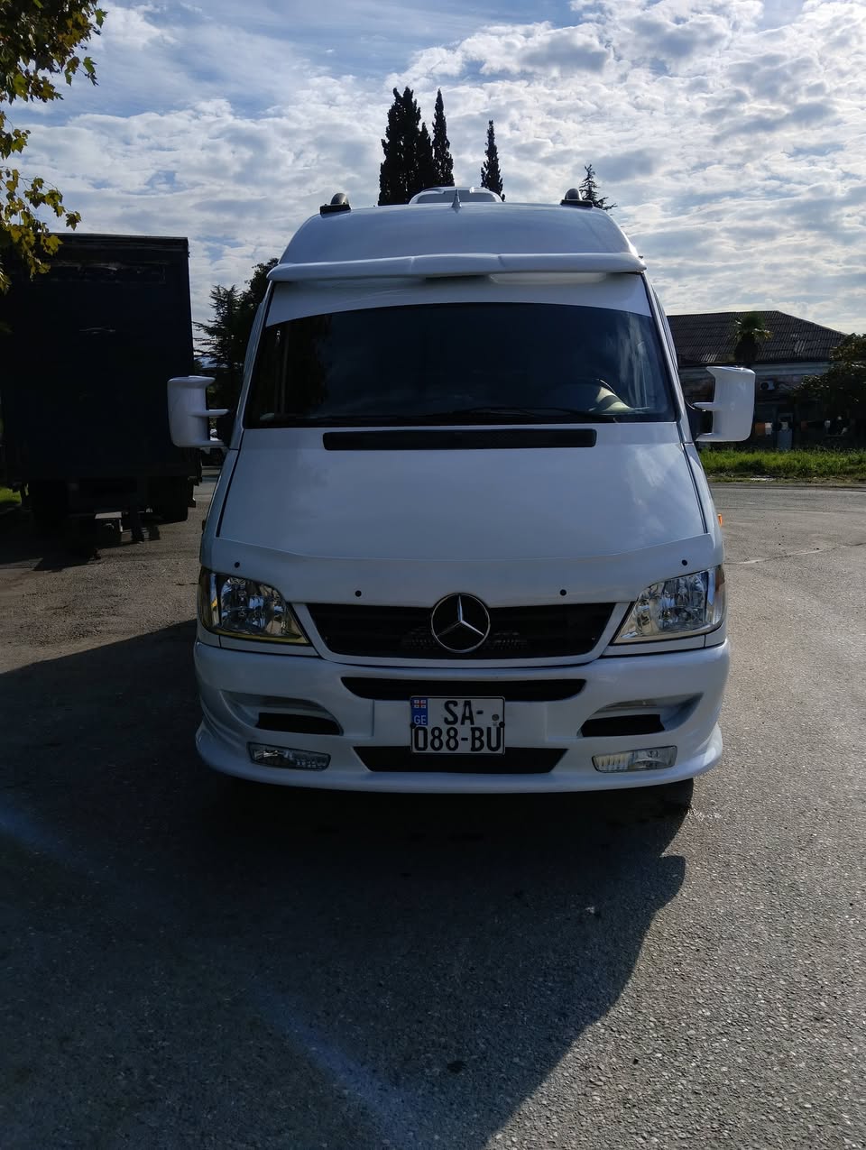 Mercedes-Benz 2004 — 10,000$