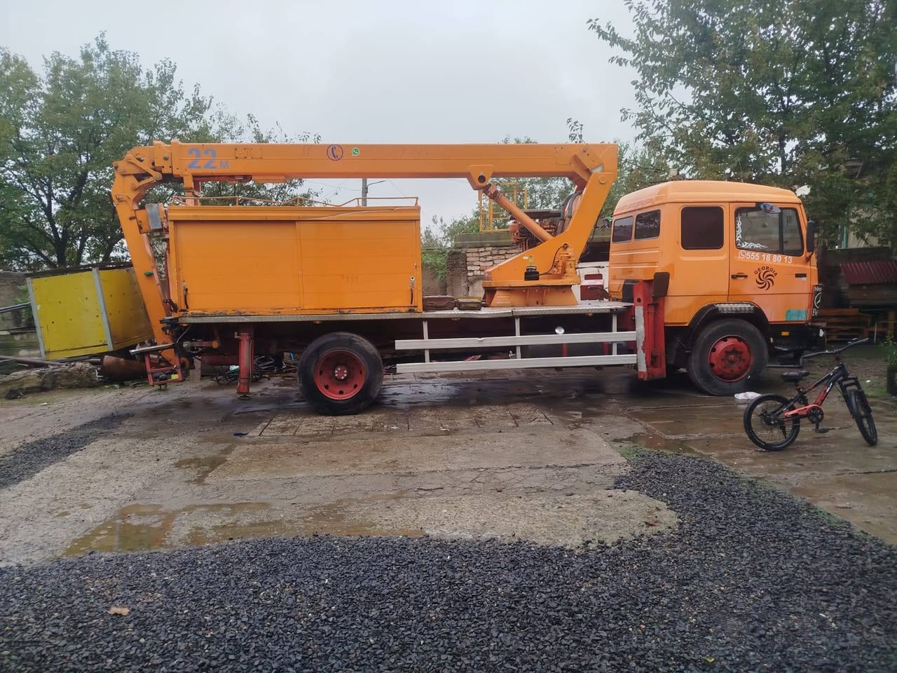 Грузовой автомобиль
