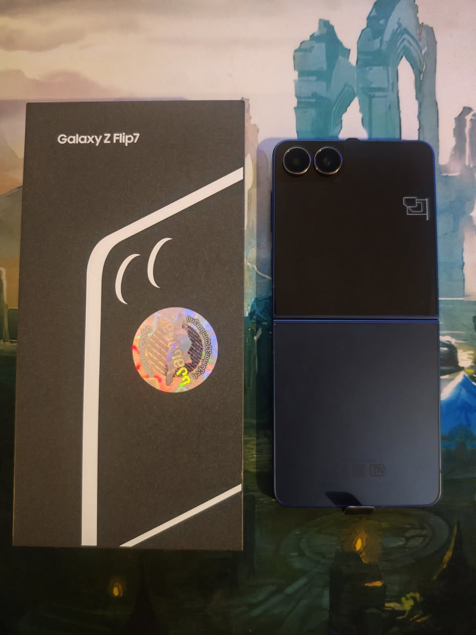 Samsung Galaxy Z Flip 7 синий
