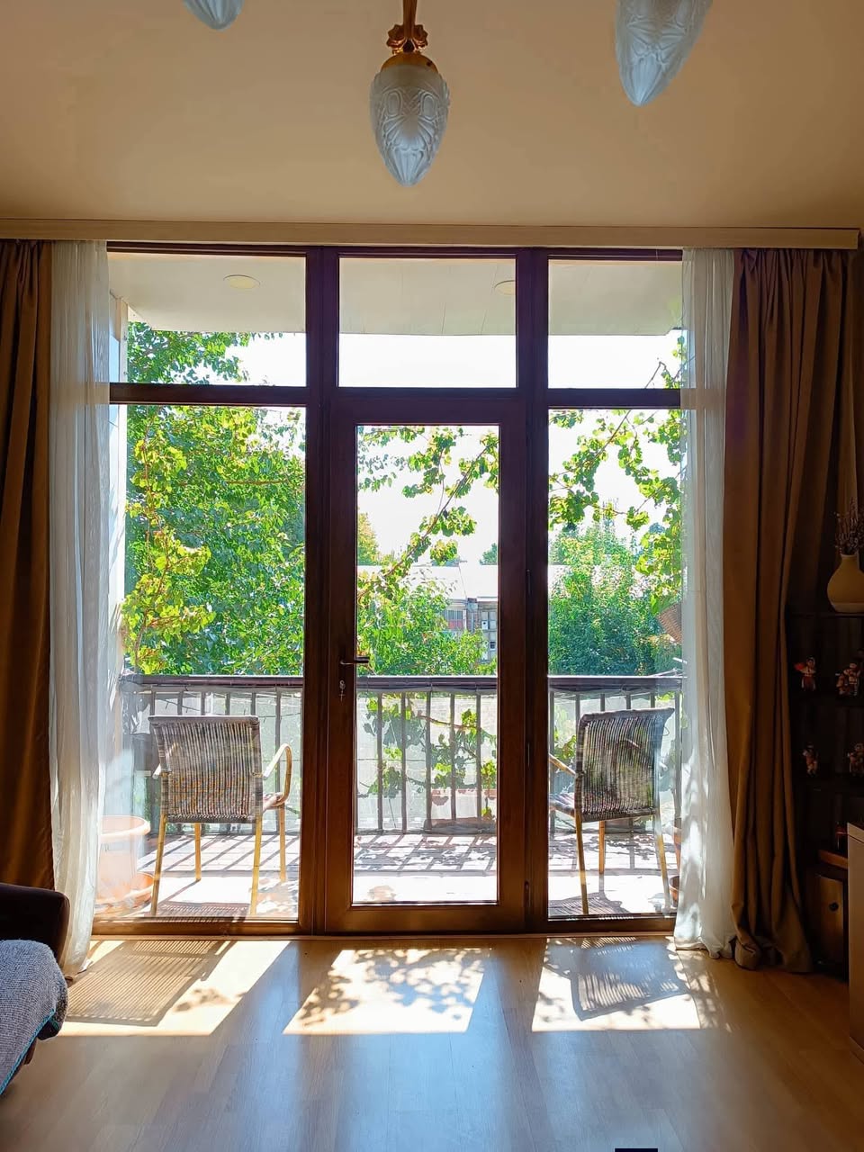 2 ოთახიანი ბინა გაყიდვაში, თბილისი — $1,000