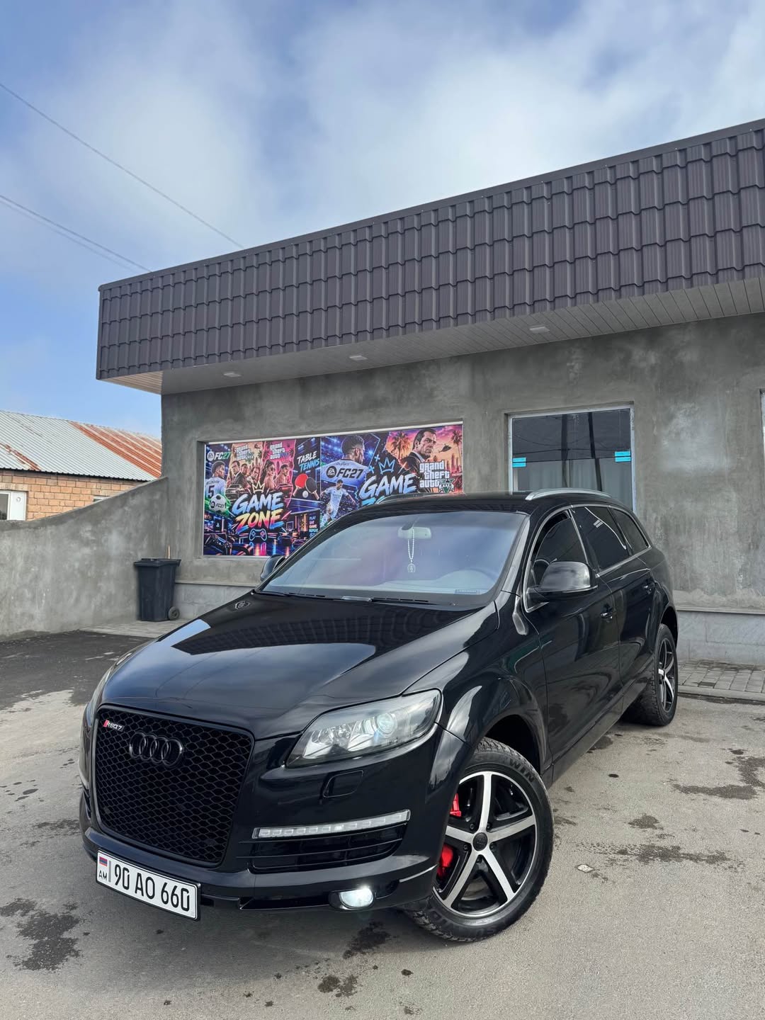 Վաճառվում է նաեւ փոխանակվում․ Audi Q7 2007