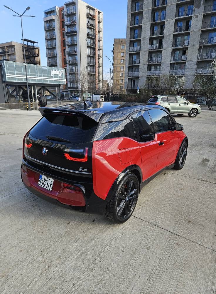 BMW I3S