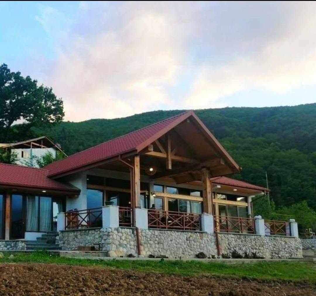 🌄 Ambrolauridə otel satılır! 🏨 📍