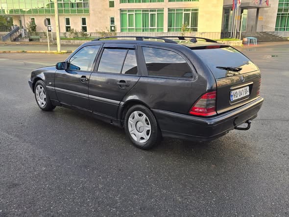 Avtomobil 2000 — 1,500$
