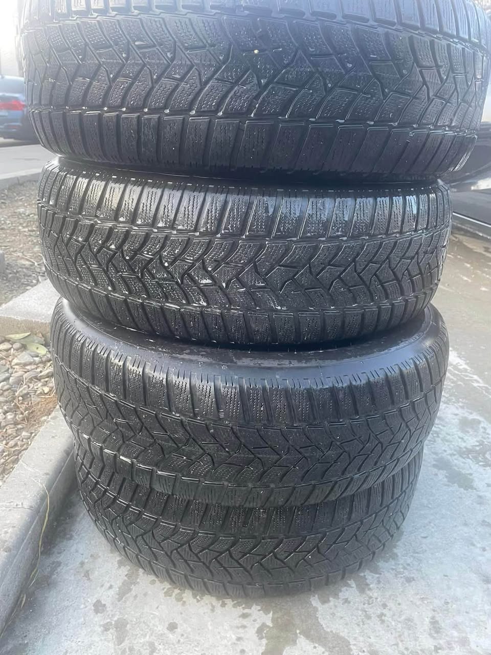 იყიდება 215/65 R