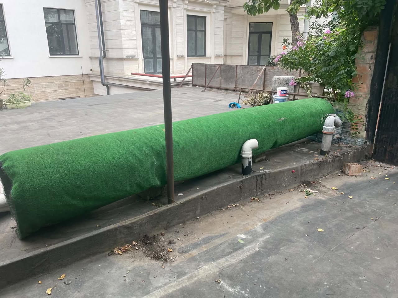 Նոր արհեստական խոտածածկ գորգակած