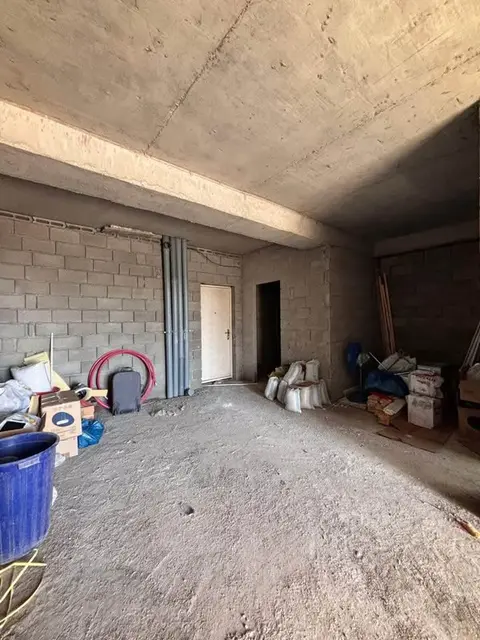 Avtomobil — 39.000$