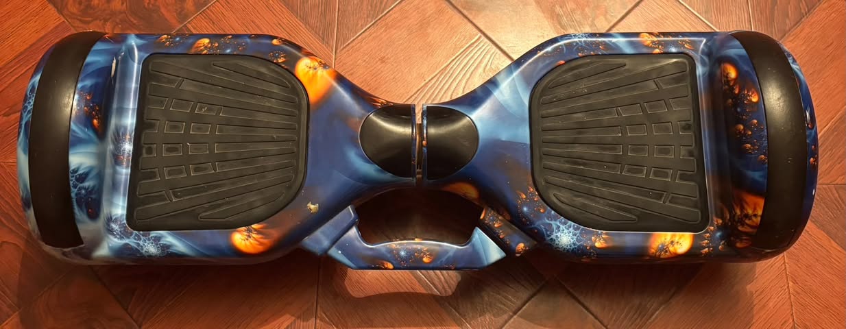 Hoverboard with charger, blue design