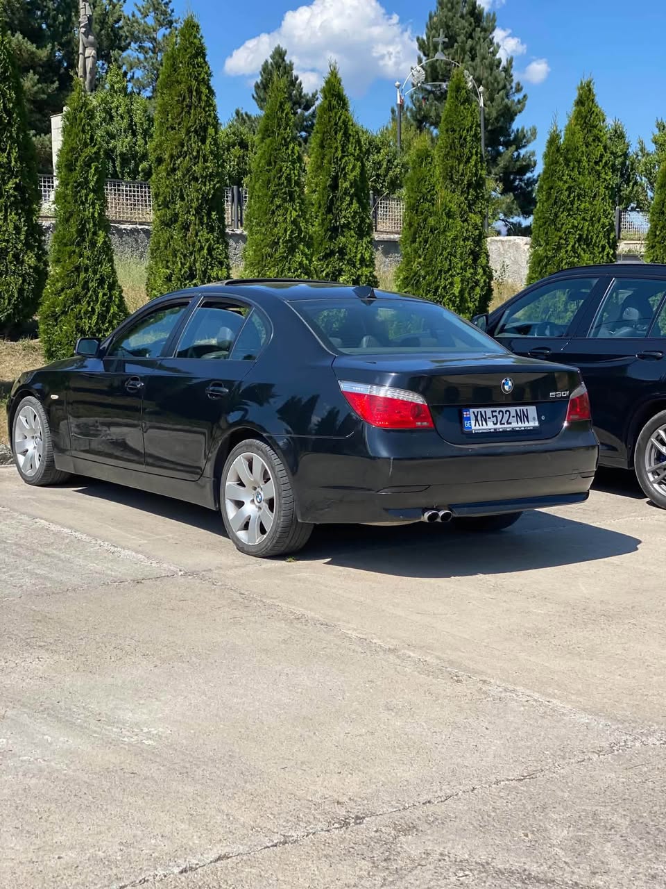 Urgent sale of BMW 530i sedan