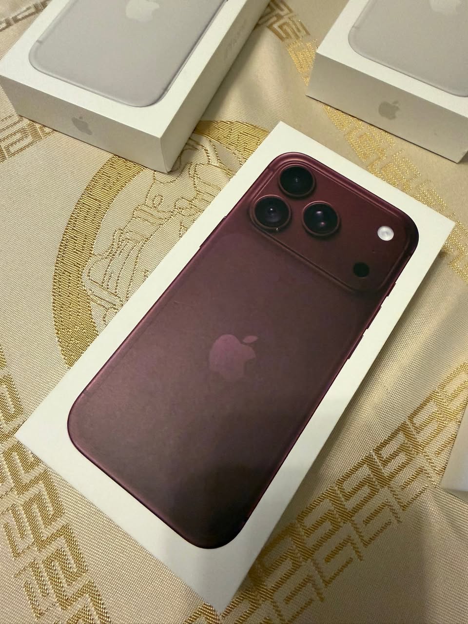 iPhone 18 Pro 256GB, eSIM, გახსნილი არ არის