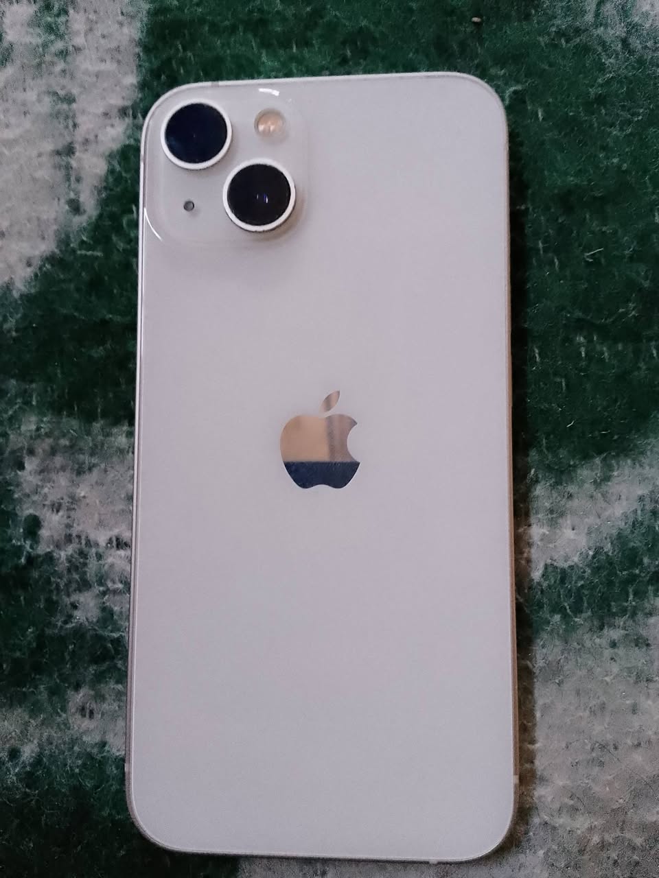 iPhone 13 128GB, батарея заменена, нет царапин