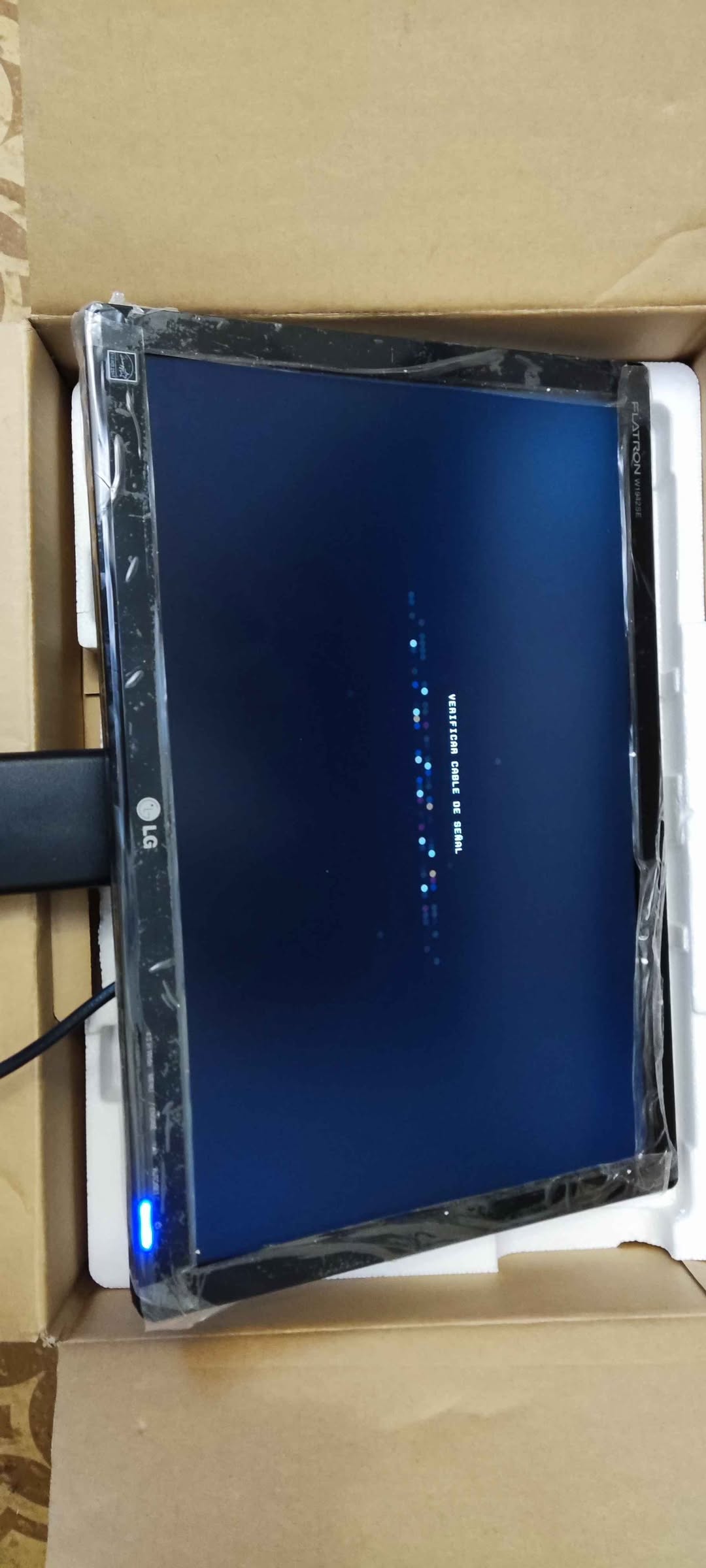 LG monitor for sale, urgently