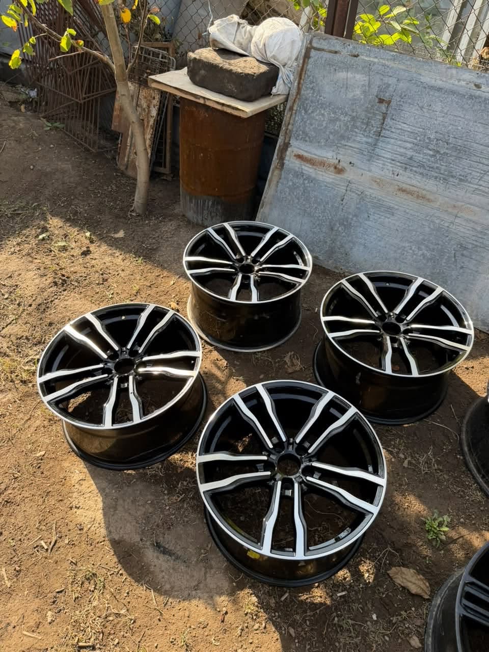 x5 x6 — 400,000֏
