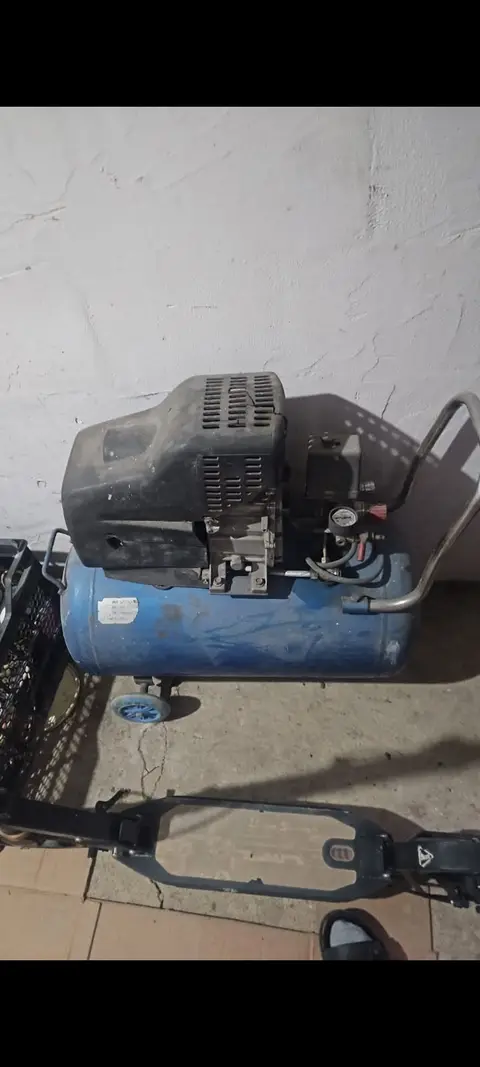 Kompressor 50 Litirlik satılır fiyatı 150
