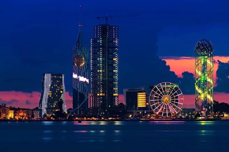 აქცია ხის მასალაზე, ინტერიერის და ექსტერიერის