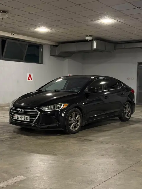 Hyundai Elantra 2018