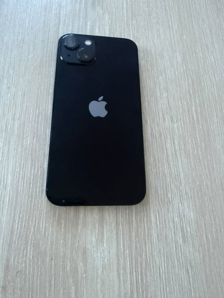 iPhone 13 128GB, batareya 83%