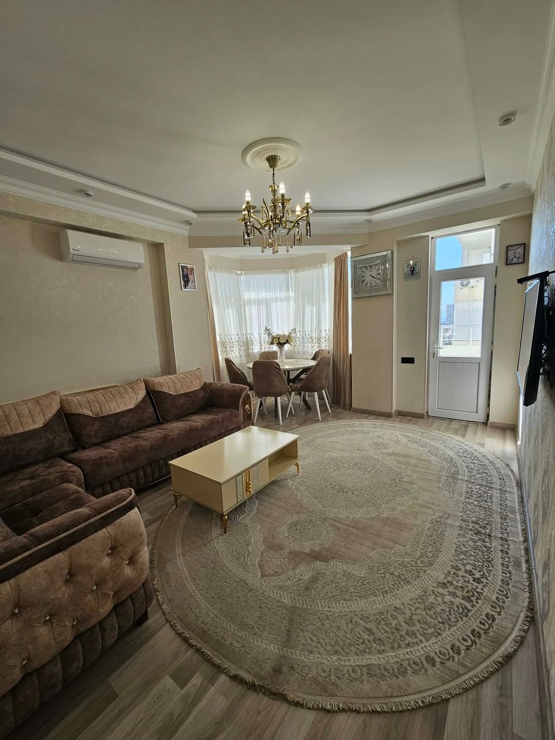 The house costs 137,500$