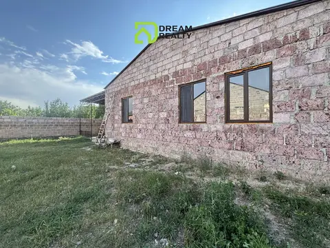 Տուն, Աբովյան — $124,000