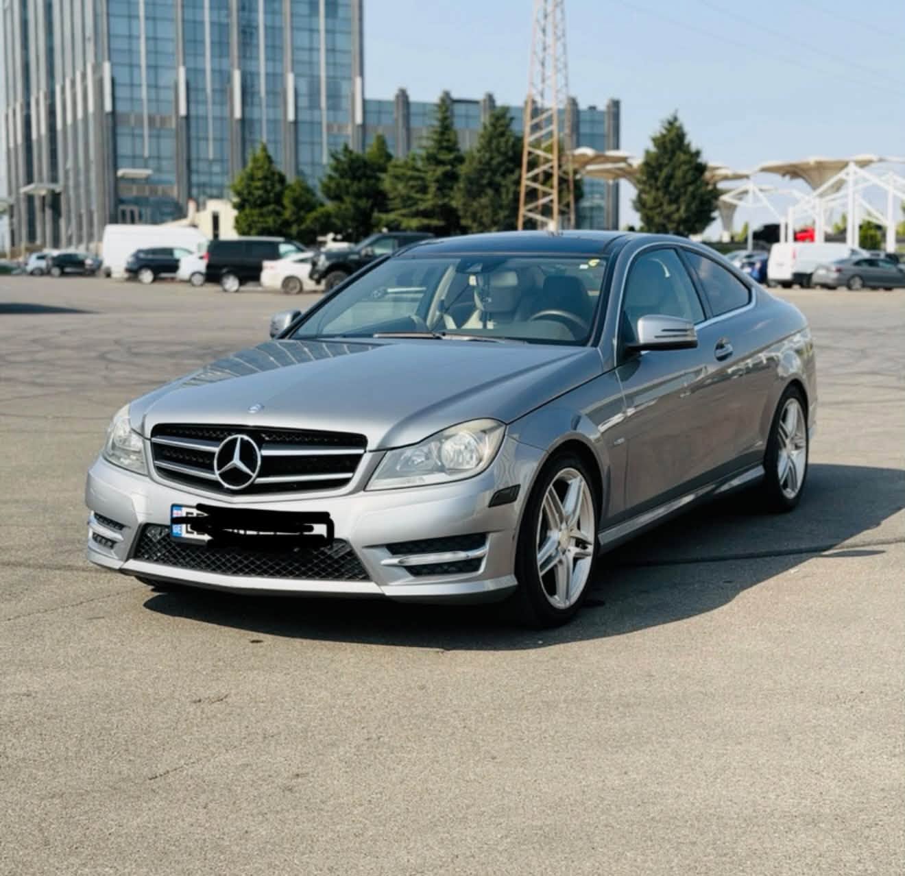 სასწრაფოდ ვყიდი მერსედესის კუპე 1.8 ტურბო — 6,200$