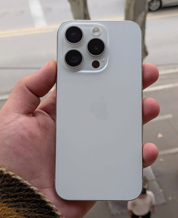 iPhone 15 Pro 256GB 100%BH is in the pawnshop for 580₾