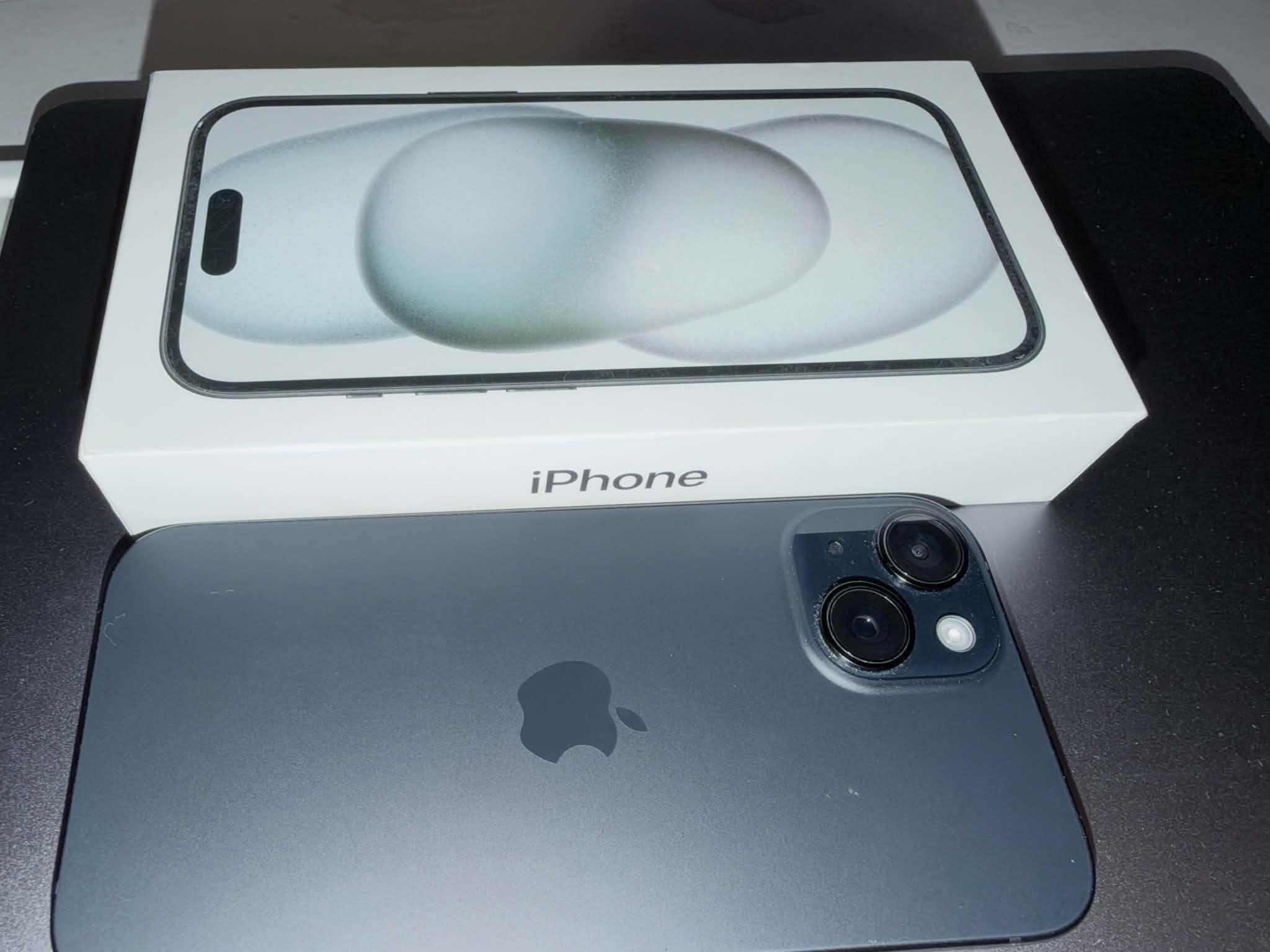 iPhone 15 128GB kutusu ile birlikte