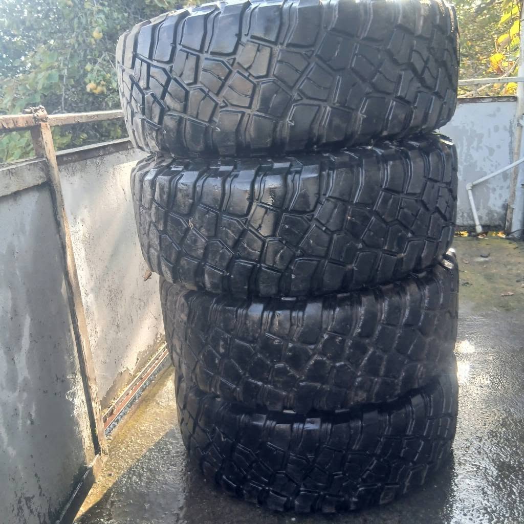 Продаются шины LT 265/70/R16 хорошее состояние — 1,200₾