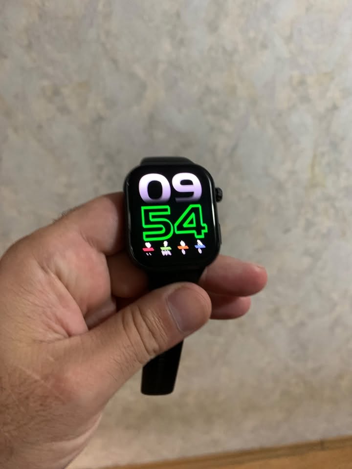New smart watch, black