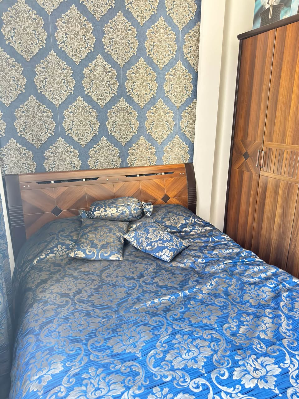 Yataq otağı mebelləri (ikiyerli yataq, şkaf, 2 — 100,000֏