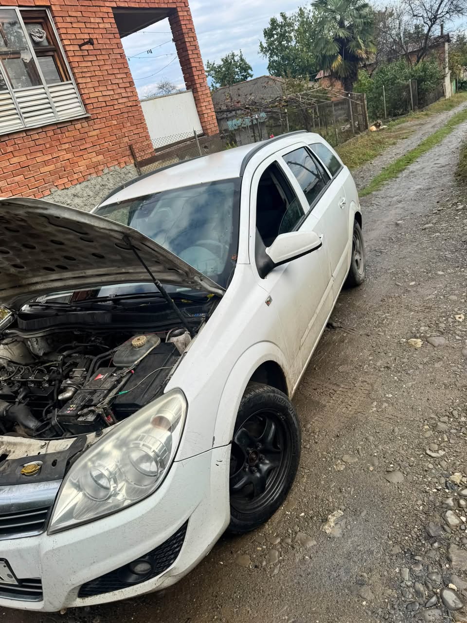 OPEL ASTRA 2009 1.7L TURBO, სიღნაღის რაიონ, ჯუგაანში — 2,200$
