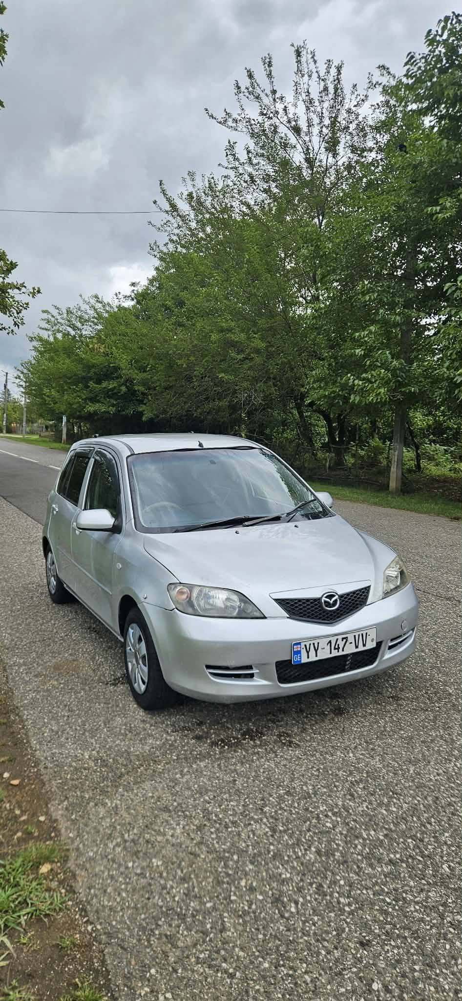 Mazda Demio 2003
