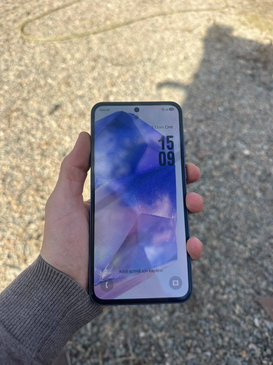 Mavi Samsung telefon