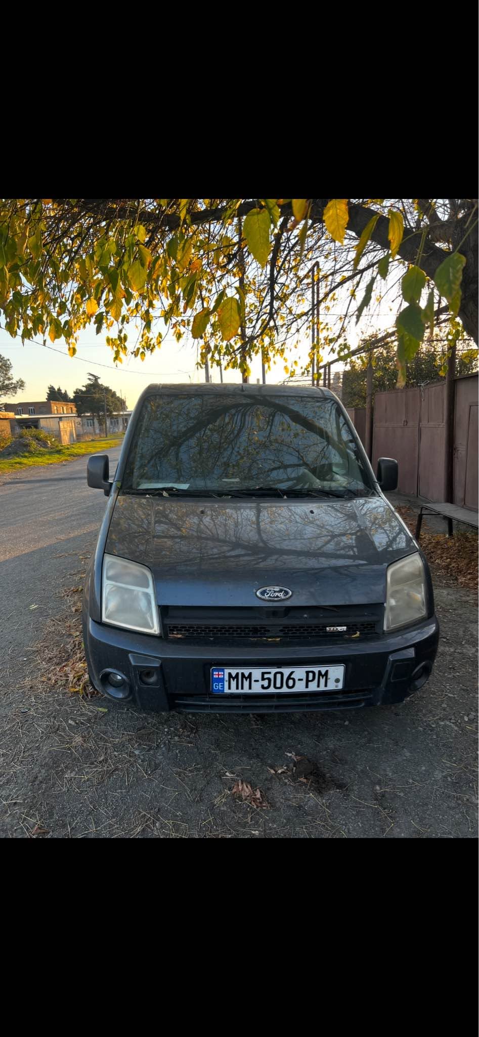 Satılık 2006 modeli iyi bir araba - 3,300$