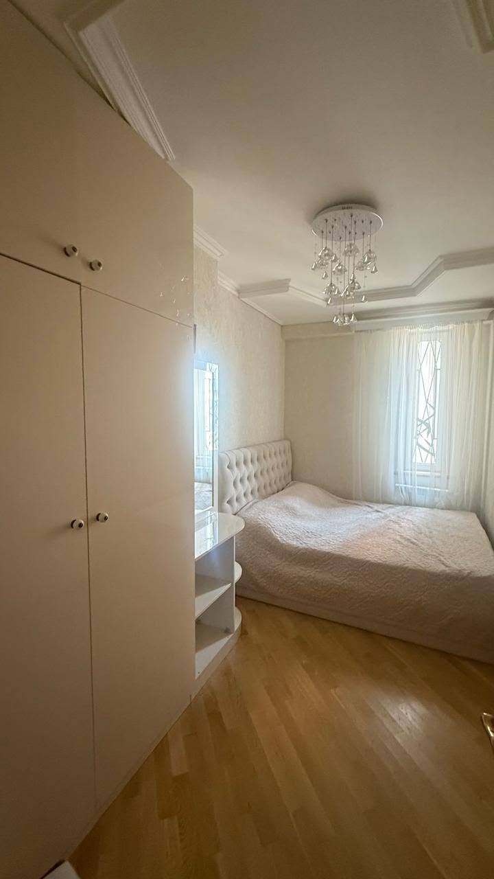 იყიდება ბინა, თბილისი — $310,000