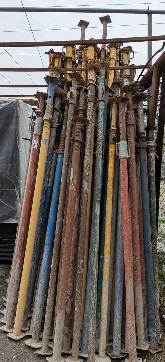 🔴🏗️ 100 adet inşaat malzemesi satılık