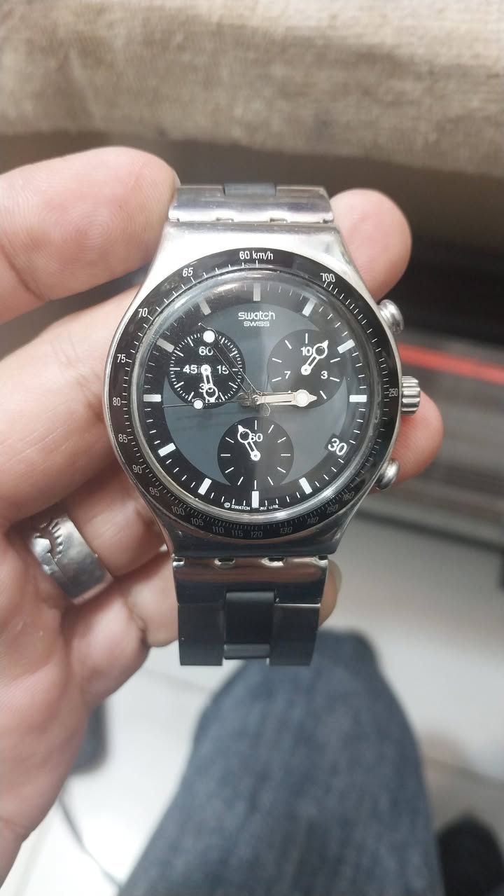 Swatch qol saatı, yaxşı vəziyyətdə