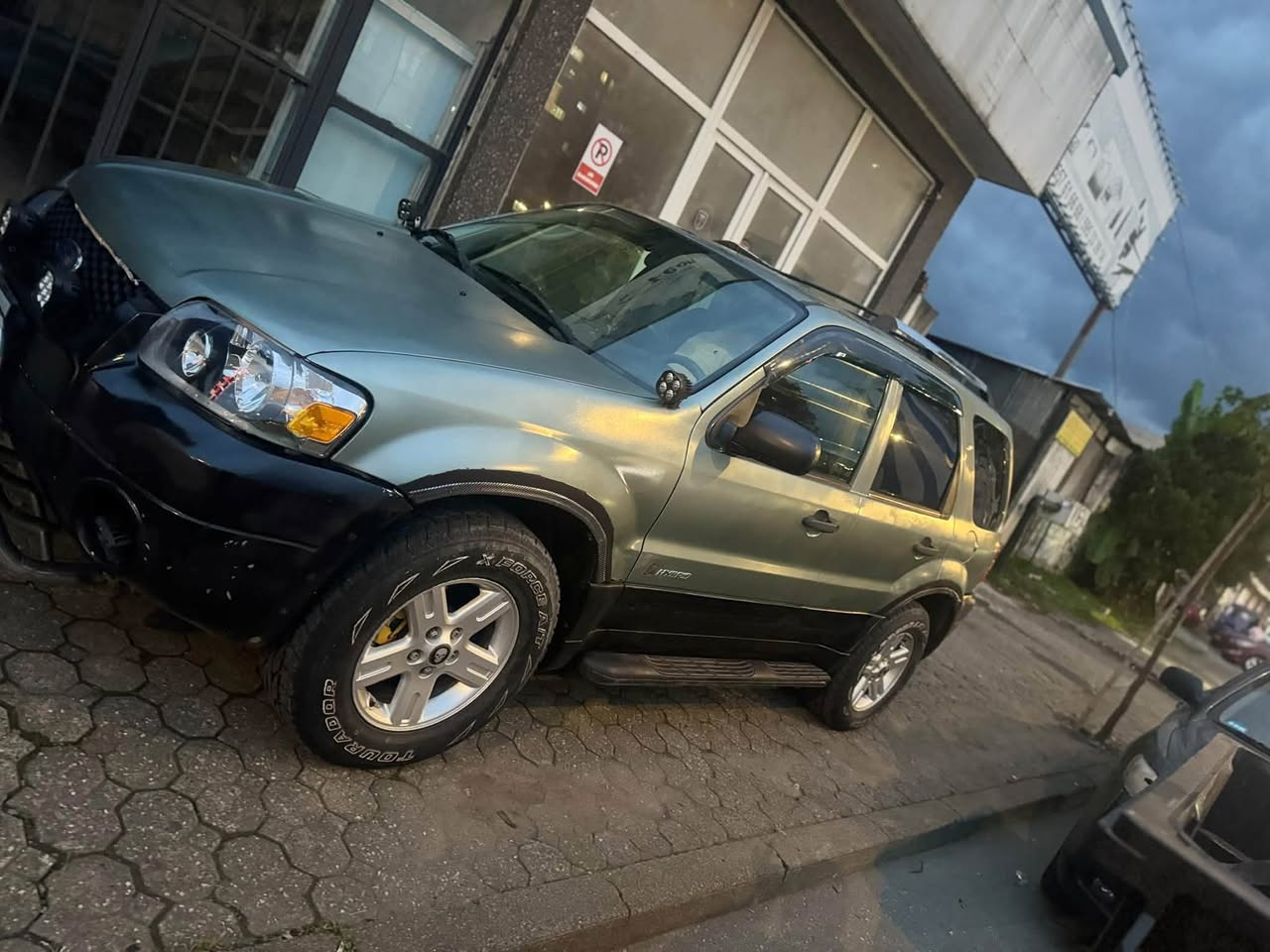 🚗 იყიდება 2006 წლის ავტომობილი 🔹 — 3,500$