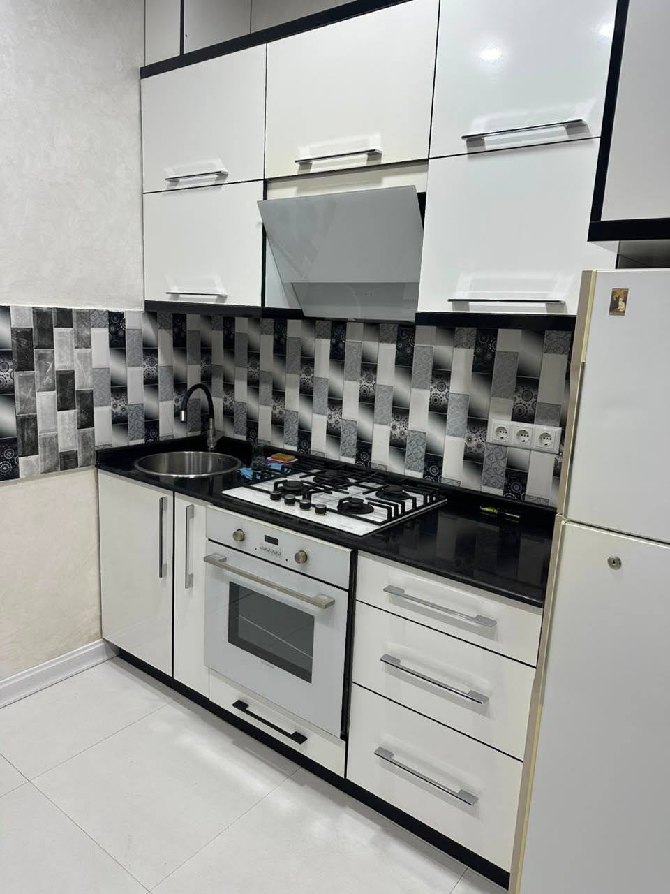 Rent 1+1 Chavchavadze Street 53 6 — $600