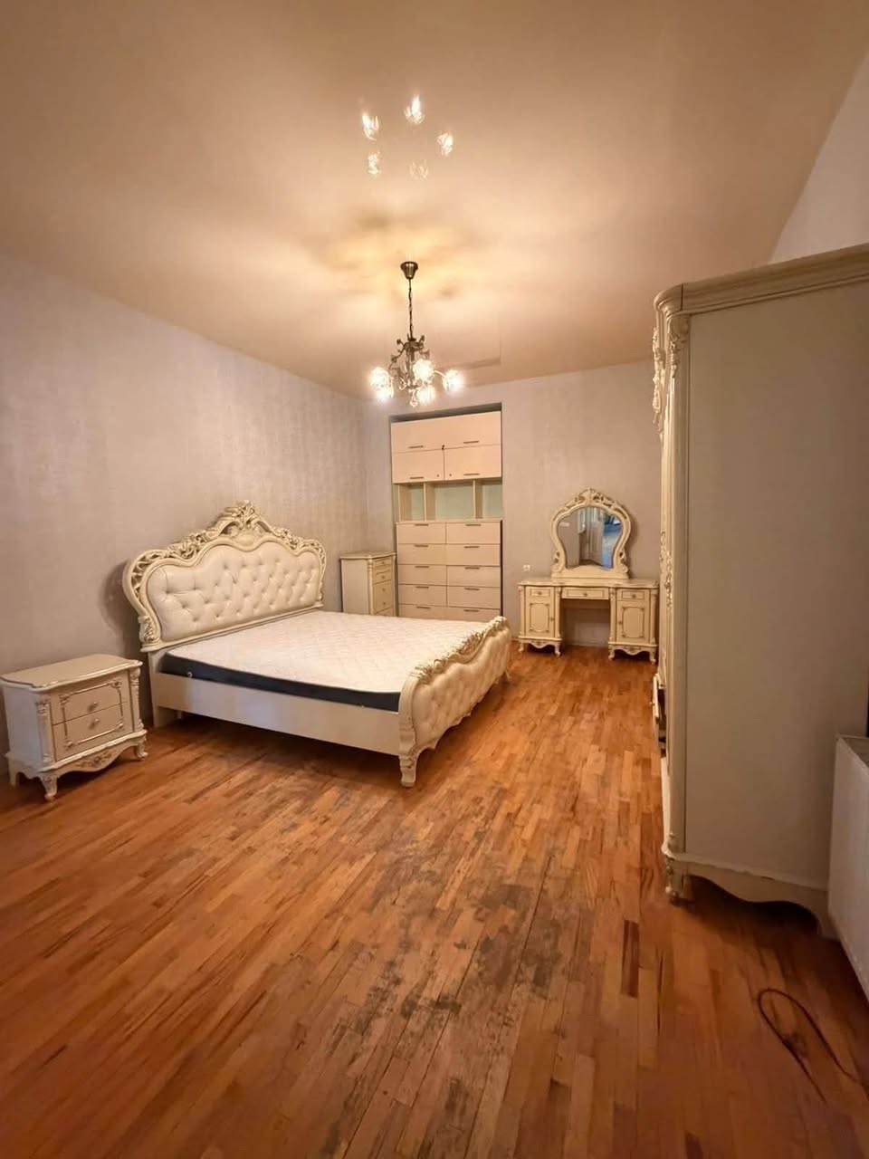 Снижена цена‼️‼️‼️ Продается в Чугурете на улице Клдиашвили — 600,700$