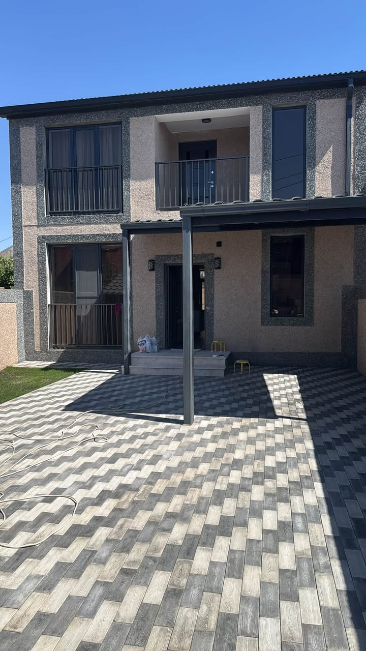 House / Villa