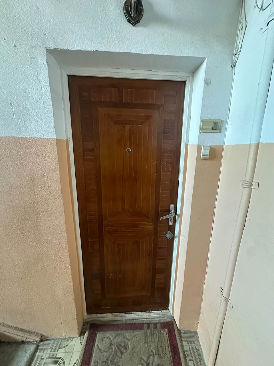 Բնակարան վաճառքի է, Երևան