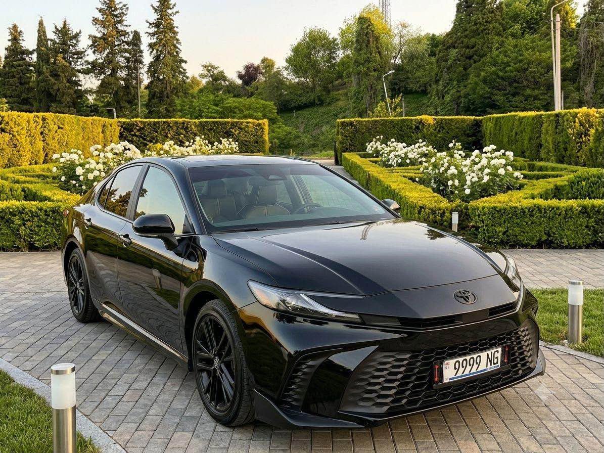 Toyota Camry 2025