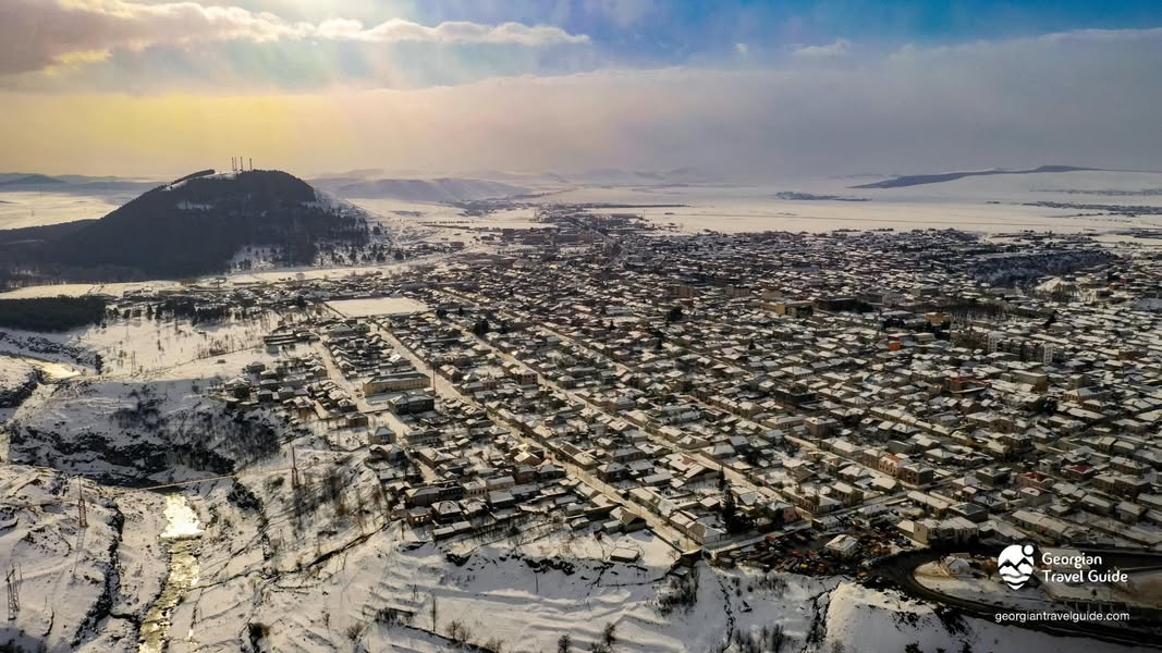 Kvarshaş köyünde çayırlık arsa satılık